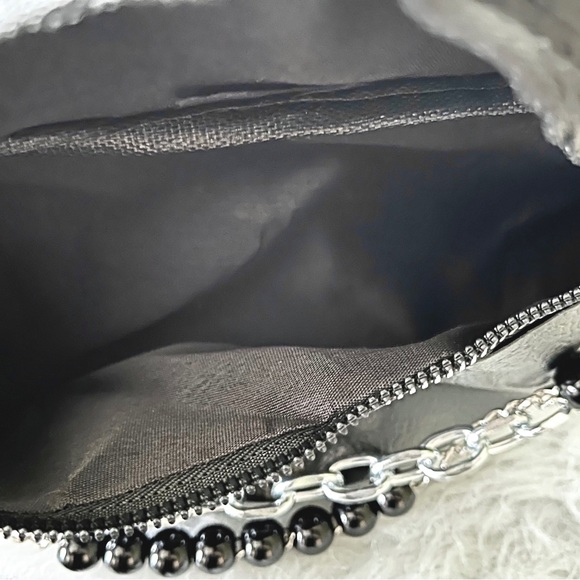 Black Chain Crossbody Bag - Picture 5 of 11